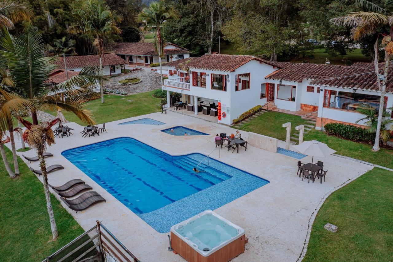 Club Campestre Hacienda Fizebad Hotel El Retiro  Buitenkant foto